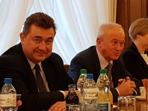 Wiceminister energii Grzegorz Tobiszowski i minister energii Krzysztof Tchórzewski. Fot. BiznesAlert