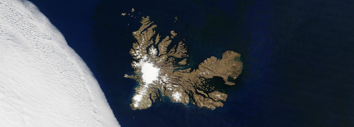 Wyspy Kerguelena widziane z kosmosu. Źródło: Wikicommons