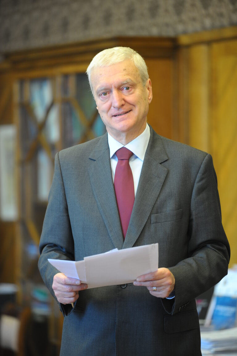 Kleiber: Zamiast straszyć badajmy dalej zmiany klimatyczne