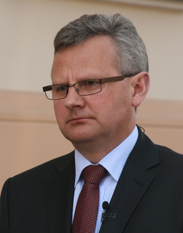 Grad: Wyłonienie inżyniera dla polskiej elektrowni atomowej jest pewne