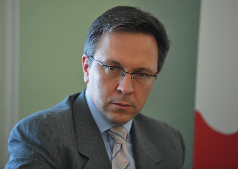 Rybiński: Tani gaz z USA spowoduje exodus przemysłu z Europy