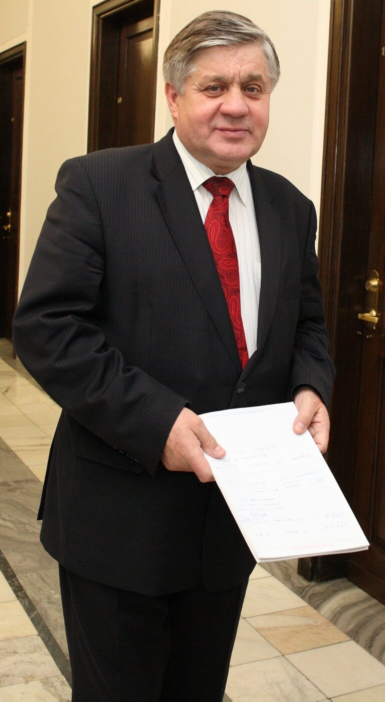 Jurgiel: Pogłębienie podziału na Polskę „A” i „B”