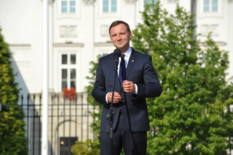 Duda: NATO musi przesuwać infrastrukturę na wschód