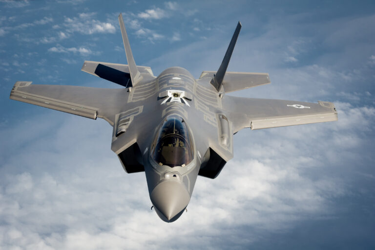 Norweskie F-35 zasilane biopaliwem weszły do służby