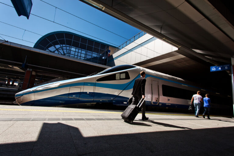 Pendolino pojawi się na trasach do Jeleniej Góry i Kołobrzegu