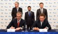 Austriacka firma OMV podpisuje umowę z Gazpromem. Fot. Gazprom