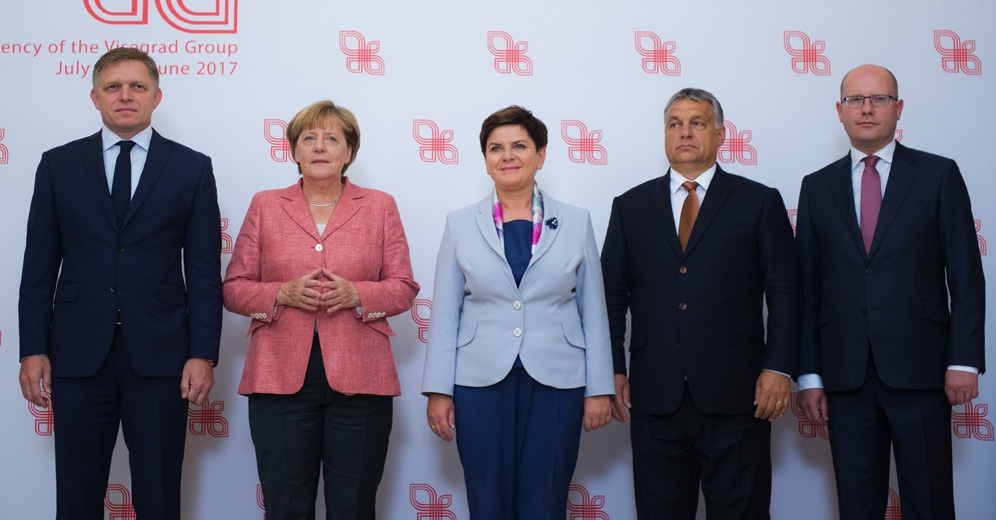 Przywódcy Grupy Wyszehradzkiej i kanclerz Angela Merkel. Źródło: KPRM