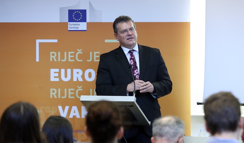 Wiceprzewodniczący Komisji Europejskiej, Marosz Szefczovicz podczas wizyty w Chorwacji. Fot. Twitter, Marosz Szefczovicz