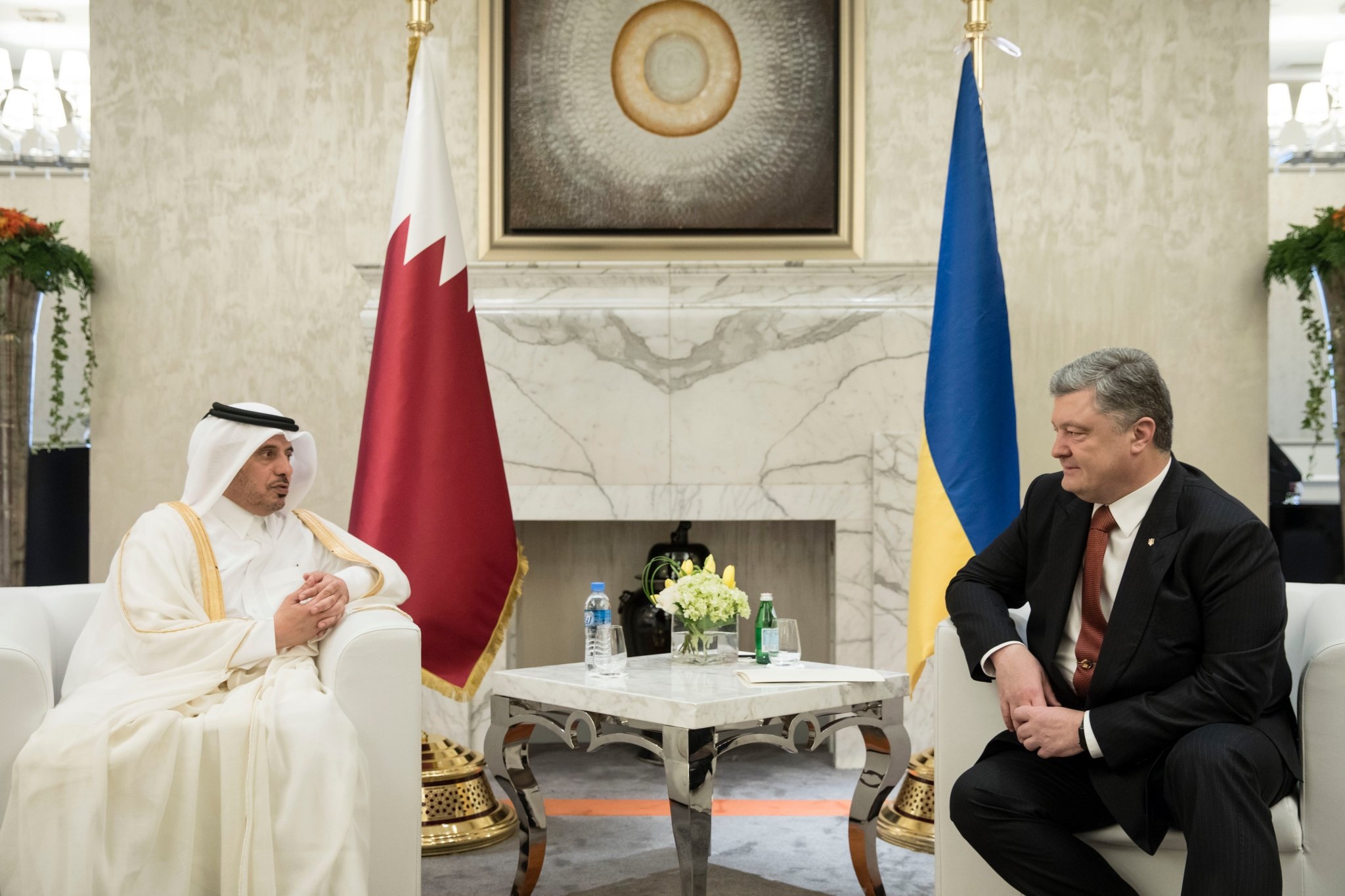 Spotkanie Prezydenta Ukrainy, Petro Poroszenko z delegacją Kataru. Fot. Petro Poroszenko, Twitter