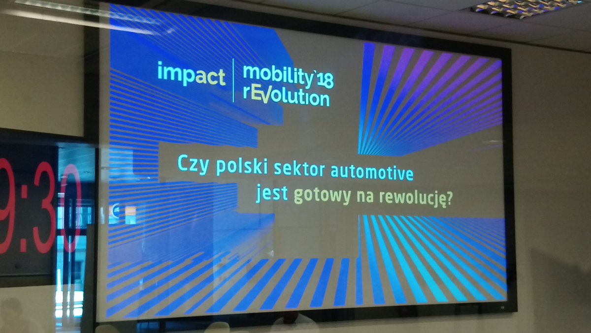 Roundtable o rewolucji w transporcie, samochodach przyszłości i o szansach, jakie niosą dla polskiego sektora automotive. Źródło: ImpactCEE/ Ministerstwo Przedsiębiorczości i Technologii