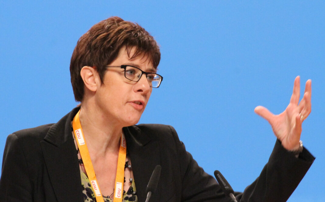 Annegret Kramp-Karrenbauer. Źródło: Wikicommons
