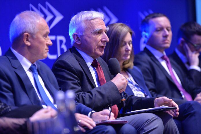 Minister Piotr Naimski na konferencji OSG2018. Fot. Mariusz Kozłowski/Gaz-System