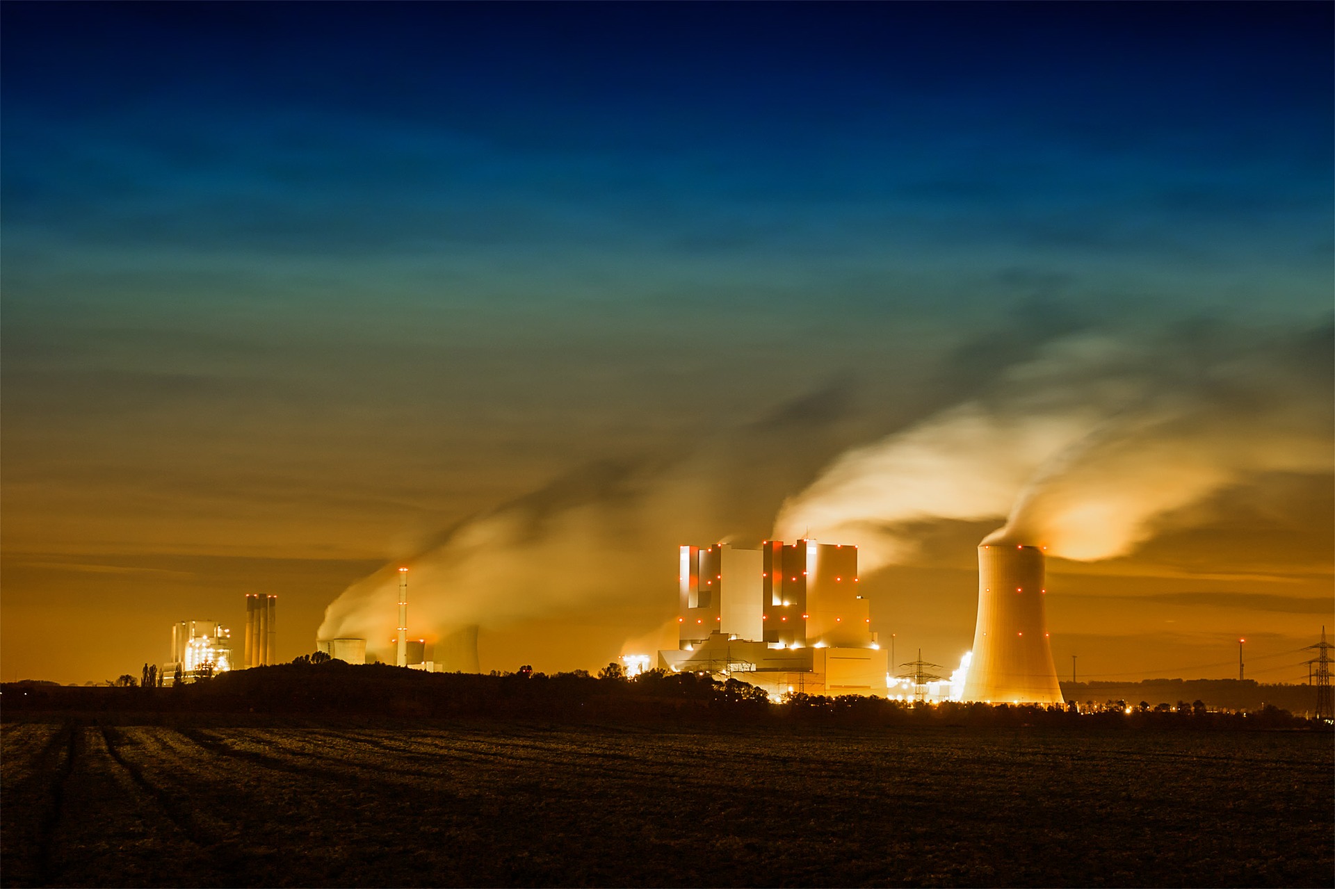 Elektrownia węglowa należąca do RWE. Fot. Pixabay.