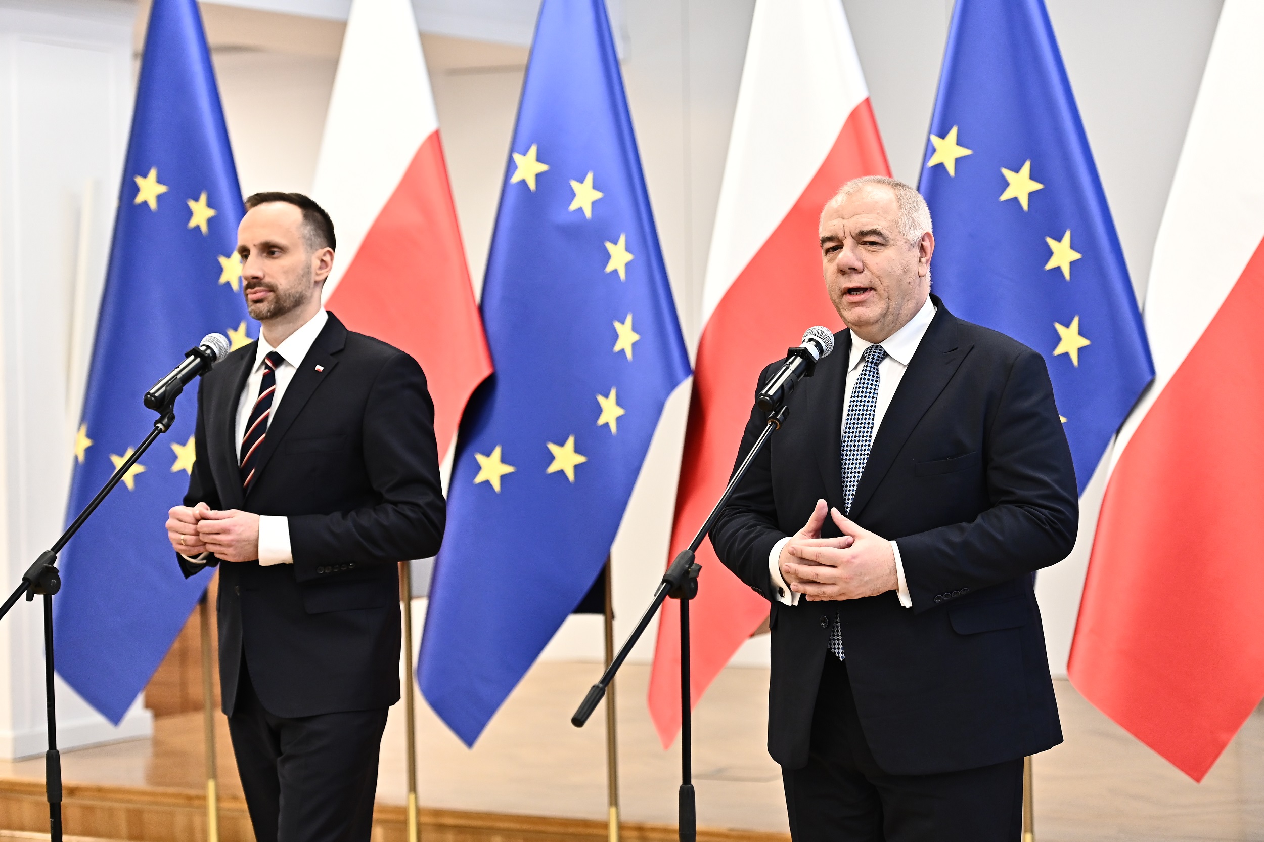 Wiceminister AP Janusz Kowalski oraz minister AP Jacek Sasin fot. MAP