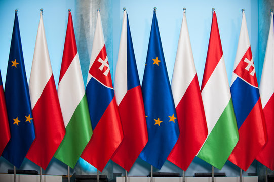 Flagi państw Grupy Wyszehradzkiej. Fot. Wikimedia Commons