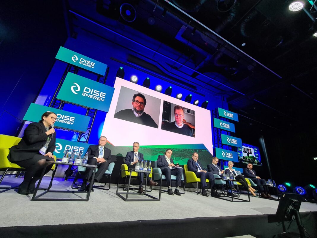 Panel o transformacji ciepłownictwa, VII Kongres Energetyczny DISE 2021. Fot. Wojciech Jakóbik