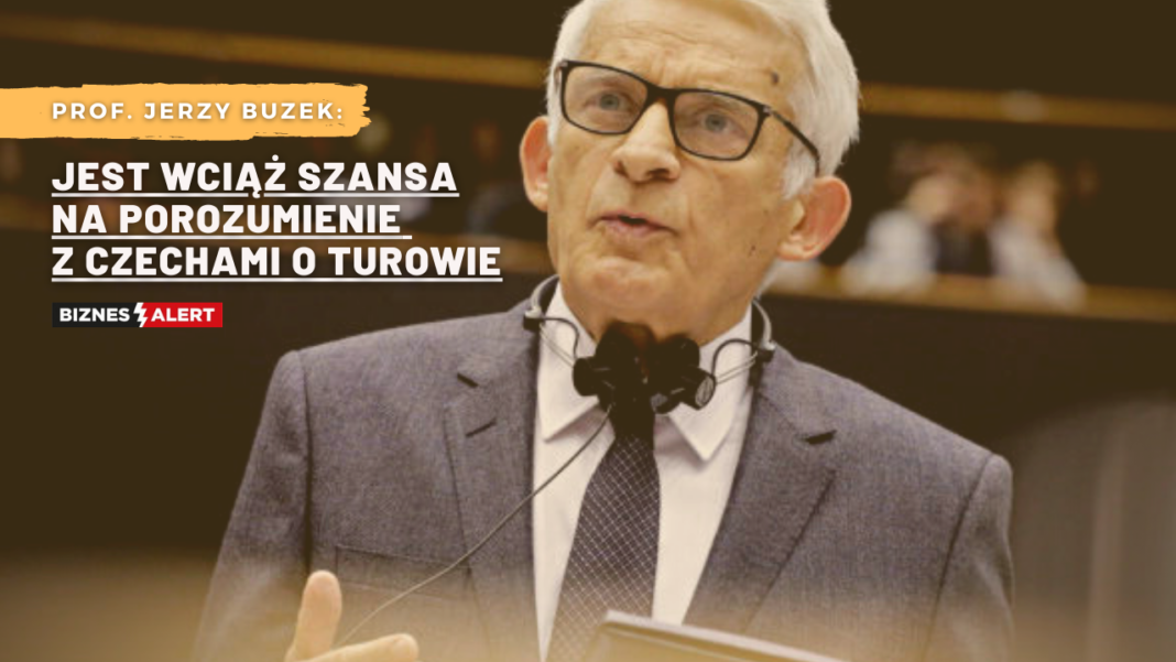 Fot. Jerzy Buzek. Grafika: Gabriela Cydejko.