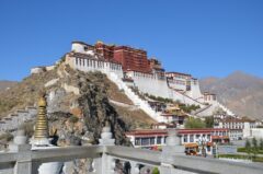 Pałac w Lhasie, stolicy Tybetu. Źródło Pixabay