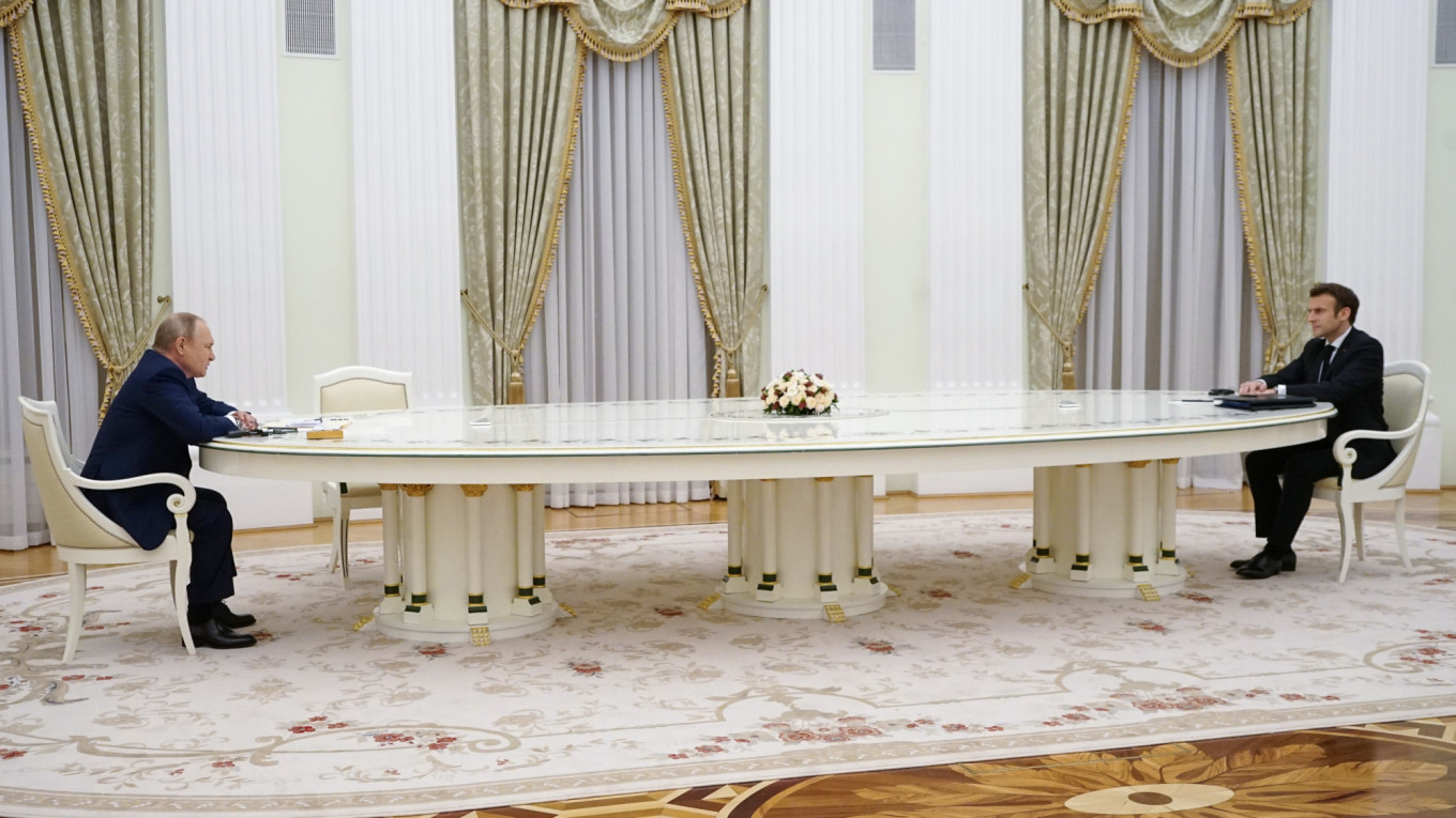 Spotkanie Macron Putin na Kremlu fot.Kremlin