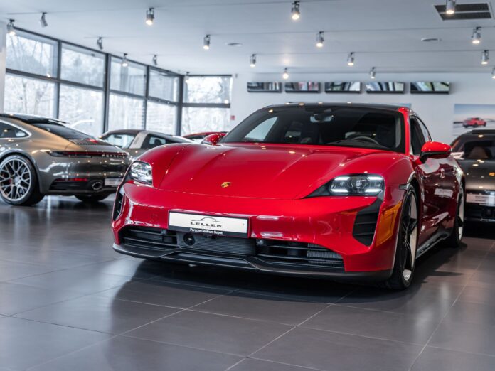 Porsche Taycan GTS Sport Turismo. Źródło: Porsche