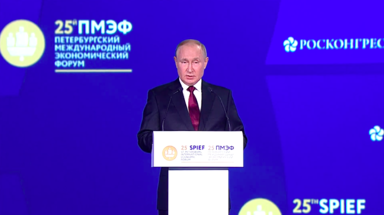 Władimir Putin na SPIEF 2022. Fot. BiznesAlert.pl