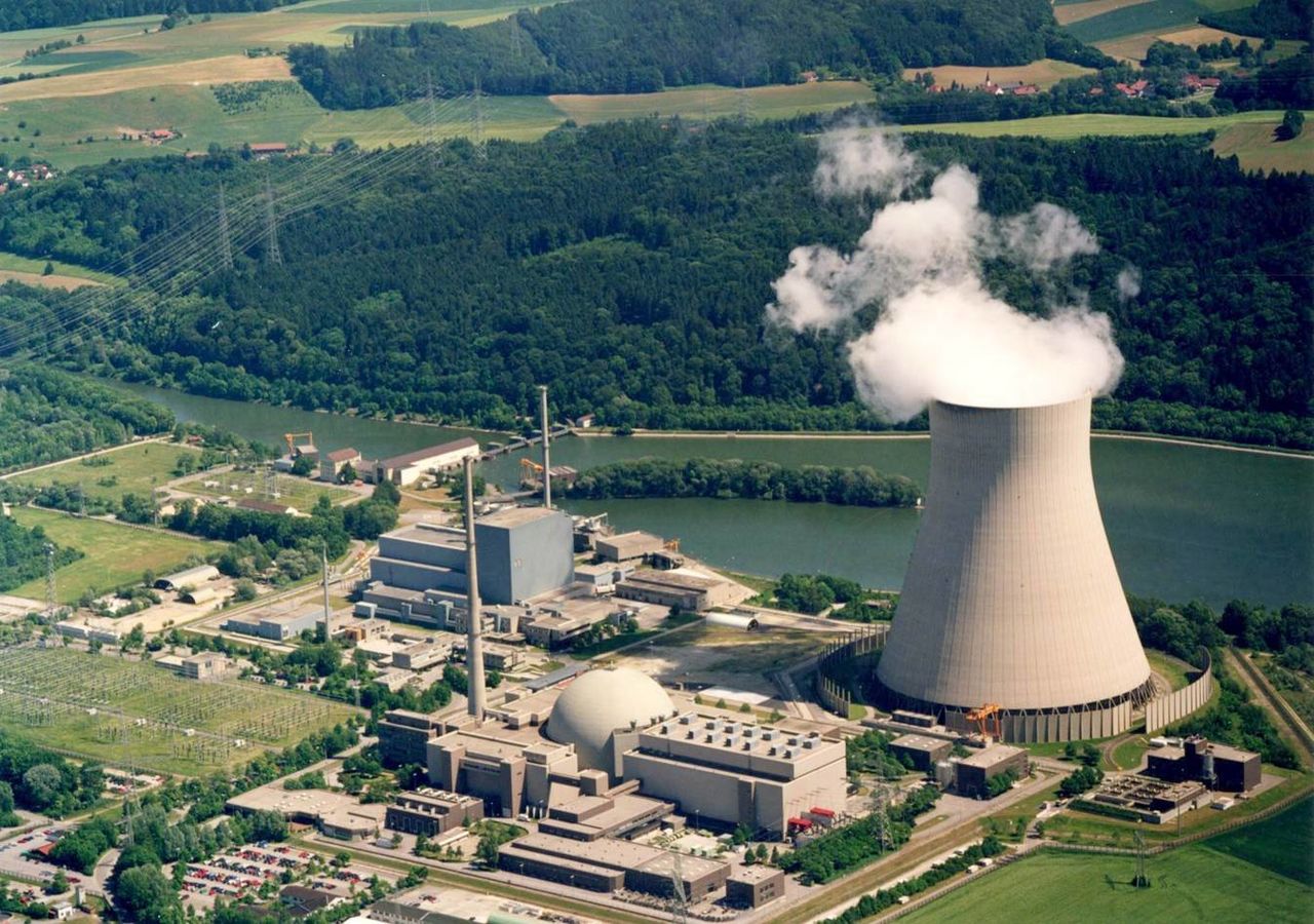 Elektrownia jądrowa Isar. Fot. Wikimedia Commons.