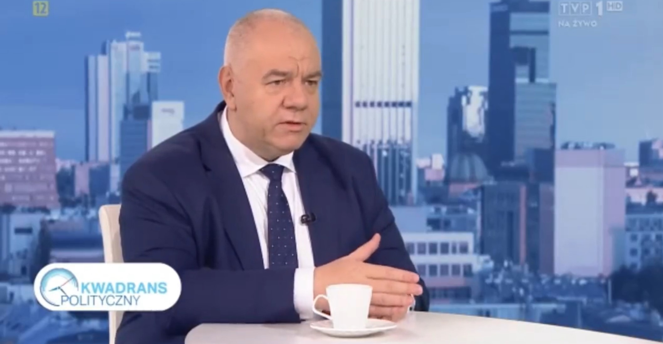 Wicepremier Jacek Sasin w TVP1. Fot. BiznesAlert.pl