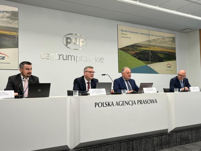 Konferencja wynikowa PGE. Fot. Jędrzej Stachura