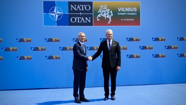 Sekretarz generalny NATO i prezydent Litwy podczas przygotowań do szczytu w Wilnie. Fot. NATO.