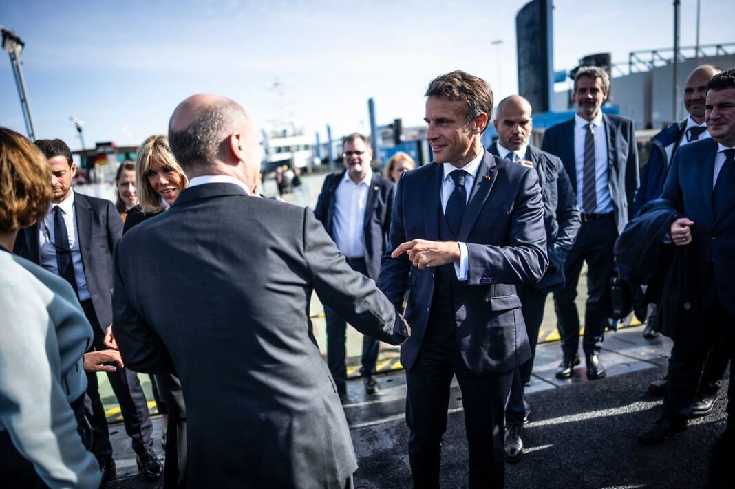 Olaf Scholz i Emmanuel Macron. Fot. Biuro Kanclerza Niemiec.