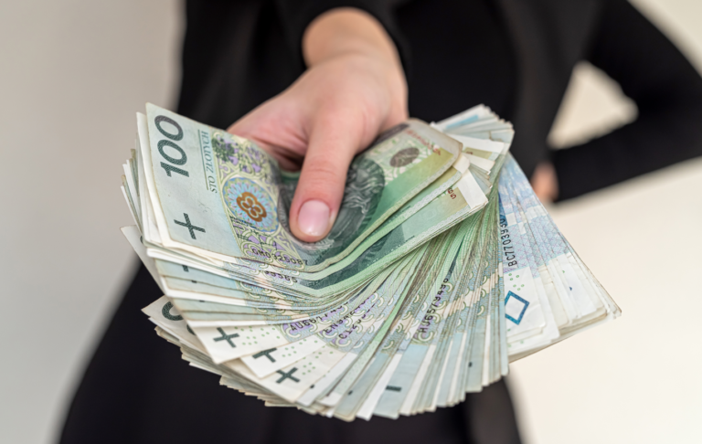 GUS potwierdził rekordowy deficyt i zadłużenie