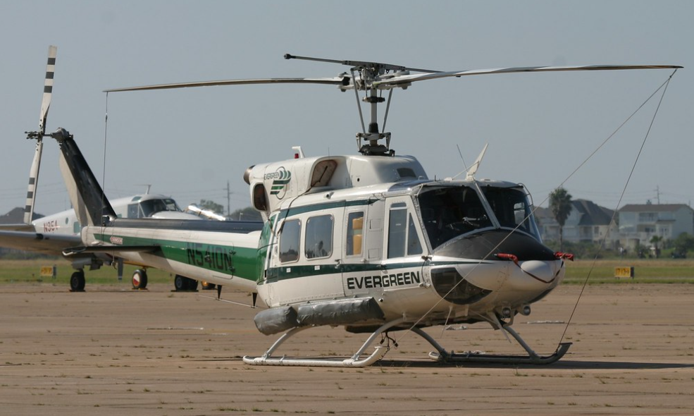 Śmigłowiec Bell 212. Źródło: Flickr