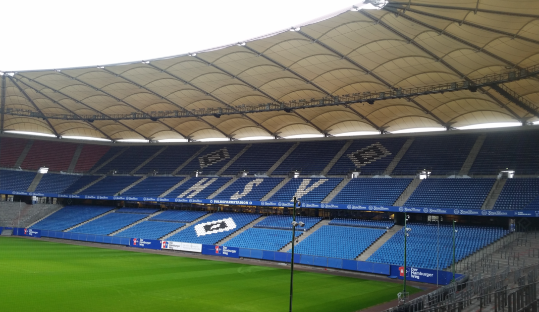 Volksparkstadion w Hamburgu. Źródło: wikimedia