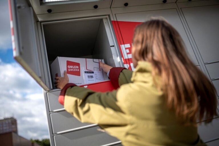 Orlen Paczka w liczbach: ponad 6 tysięcy automatów i 28 centrów logistycznych
