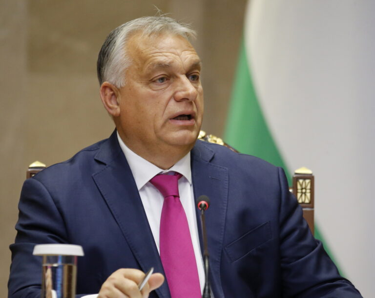 Premier Węgier twierdzi, że pomoc Ukrainie przez kraje UE to chęć podsycania konfliktu