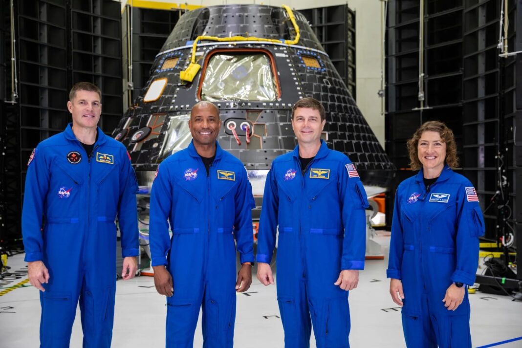 From left are: Jeremy Hansen, mission specialist; Victor Glover, pilot; Reid Wiseman, commander; and Christina Hammock Koch, mission specialist. NASA/Kim Shiflett A Bold Mission