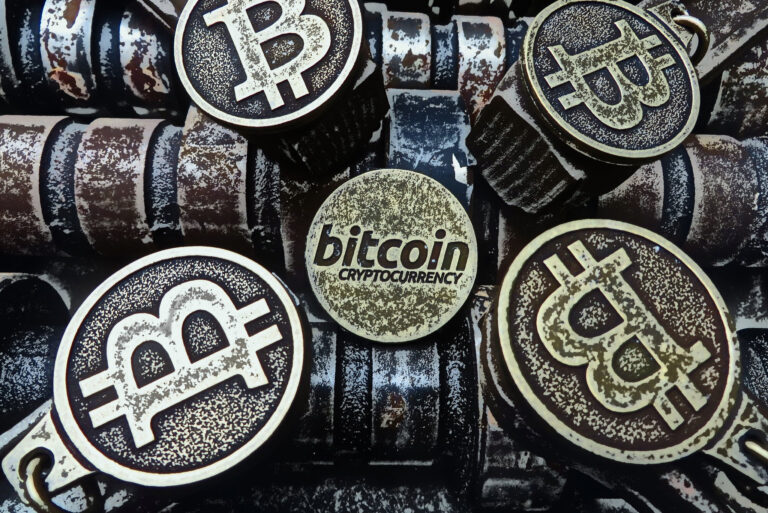 Trump zmienia kurs wobec kryptowalut