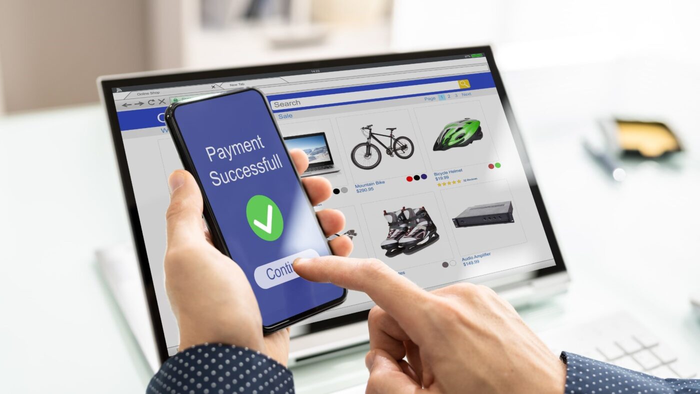 W erze cyfryzacji, płatności online odgrywają coraz większą rolę w handlu transgranicznym,
