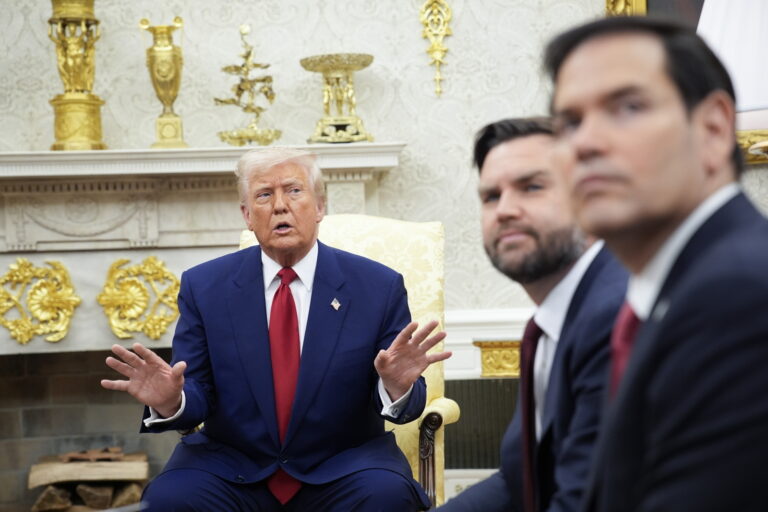 Wojna celna trwa. Trump podbija stawkę i grozi Chinom 50 procentowymi cłami