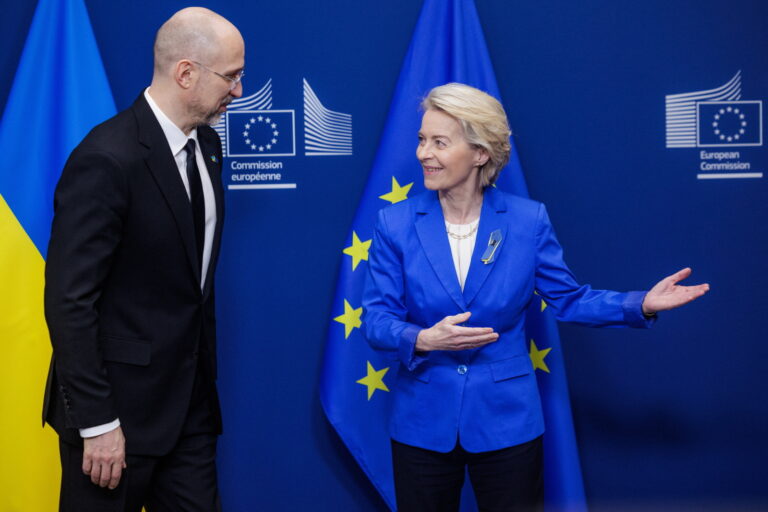 UE i Ukraina przedłużają „transportowy ruch bezwizowy” do końca 2025 roku