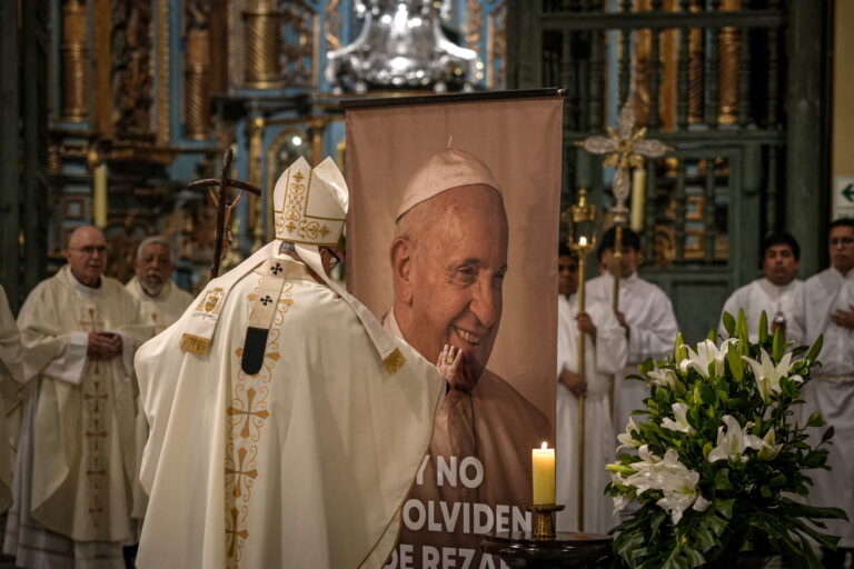 Pogrzeb papieża Franciszka odbędzie się w weekend, a jego następca zostanie wybrany po majówce