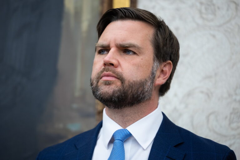 Vance: Żądania Rosji w kwestii zakończenia wojny to zbyt wiele