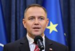 Warszawa, 21.08.2025. Prezydent RP Karol Nawrocki wygłasza oświadczenie w Pałacu Prezydenckim w Warszawie, 21 bm. (jm) PAP/Paweł Supernak