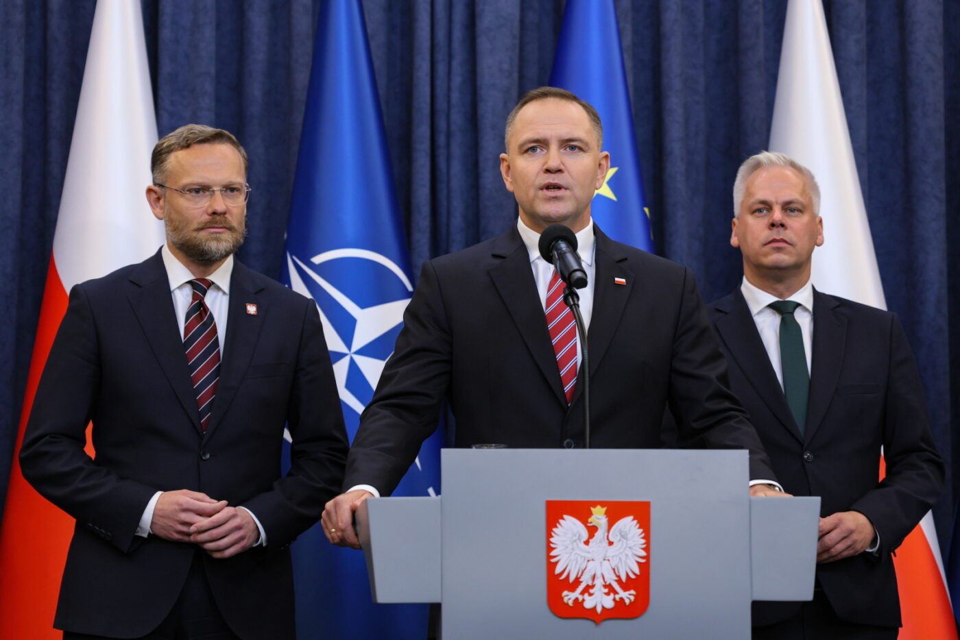 Prezydent RP Karol Nawrocki wygłasza oświadczenie w Pałacu Prezydenckim w Warszawie
