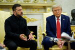 Prezydent Stanów Zjednoczonych Donald J. Trump spotyka się z prezydentem Ukrainy Wołodymyrem Zełenskim w Gabinecie Owalnym Białego Domu w Waszyngtonie, DC, USA, 18 sierpnia 2025 r. Zdjęcie: EPA/AARON SCHWARTZ / POOL