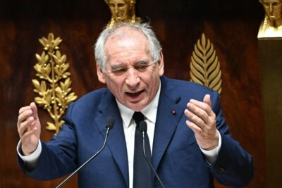 Francois Bayrou złożył dymisję. 74-latek nie zdołał opanować zadłużonego budżetu państwa.