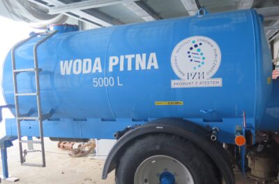 Beczkowóz z wodą pitną. Fot. Urząd Gminy Pawłowice