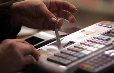 Paragon (zdjęcie ilustracyjne). Fot. EPA/ORESTIS PANAGIOTOU