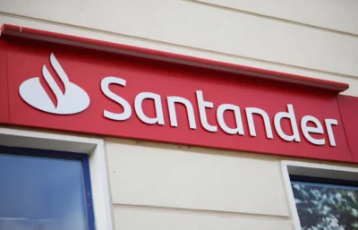 Bank Santander (zdjęcie ilustracyjne). Fot. PAP/Leszek Szymański